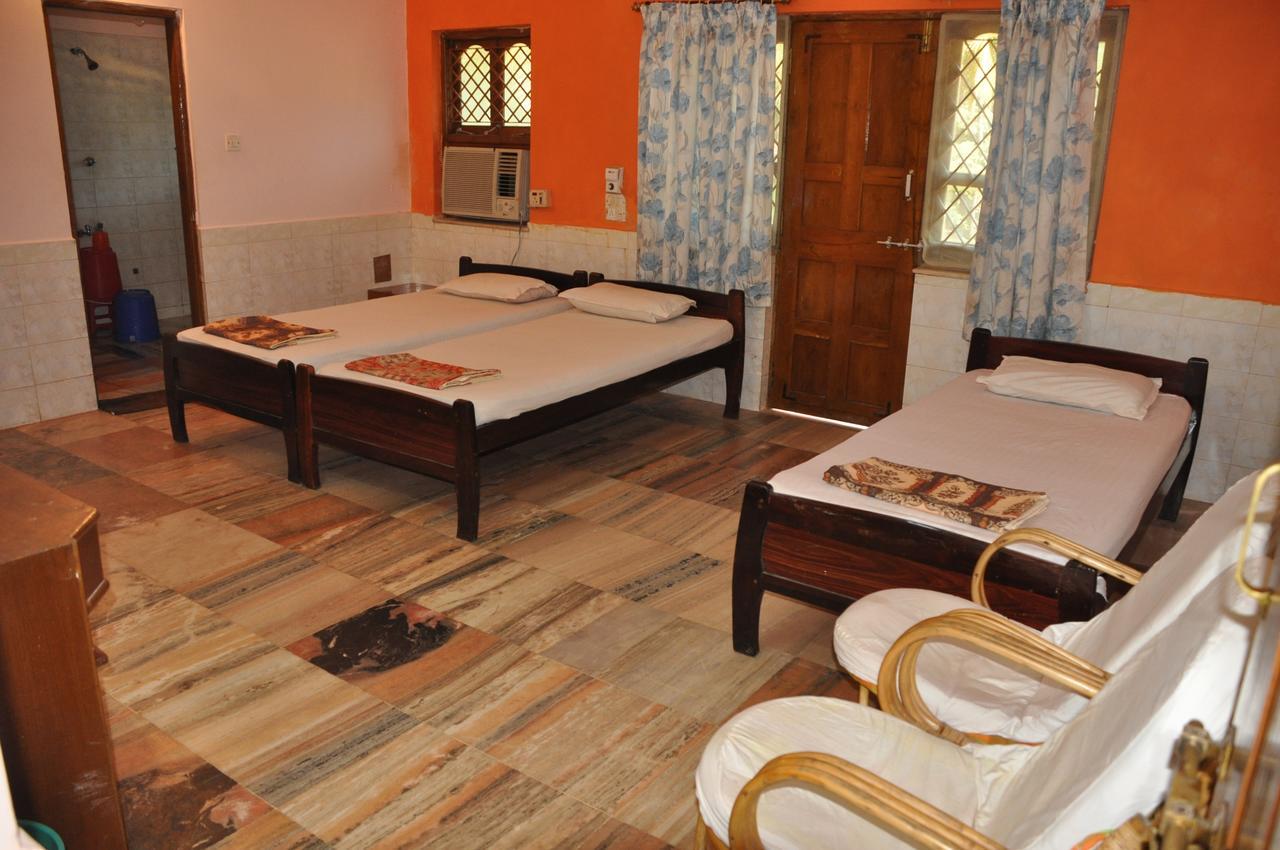 Hotel Gokarna International Екстер'єр фото
